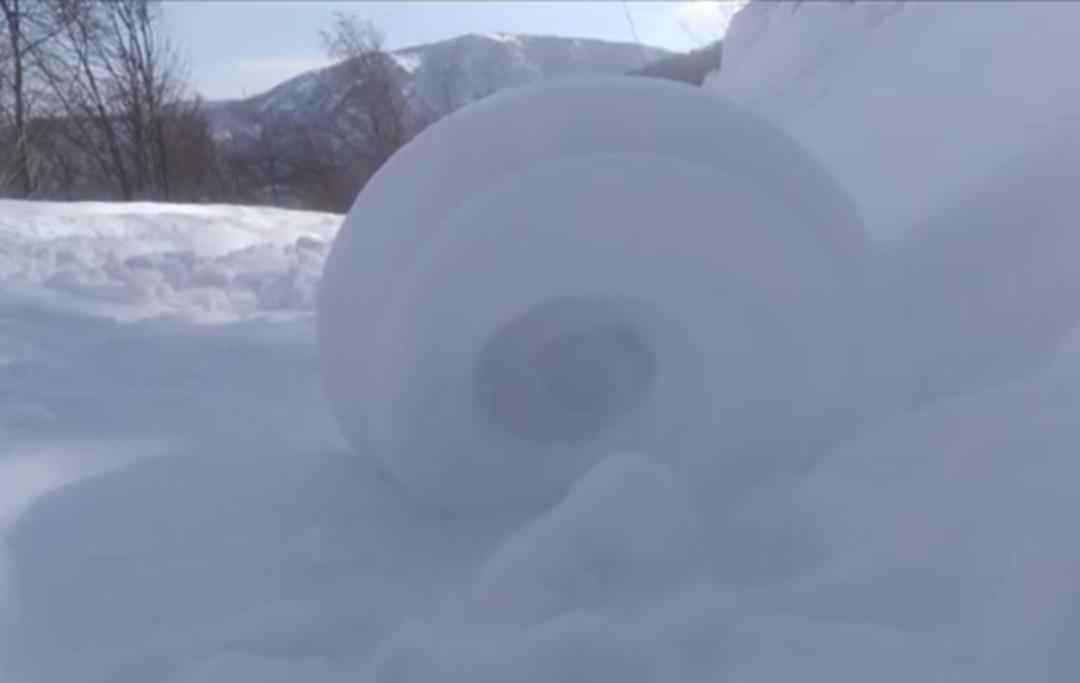 Görenler dondurma sandı! Nadir de olsa Amasya da görüldü: Öyle bir yağdı ki rulosu bile oldu 1