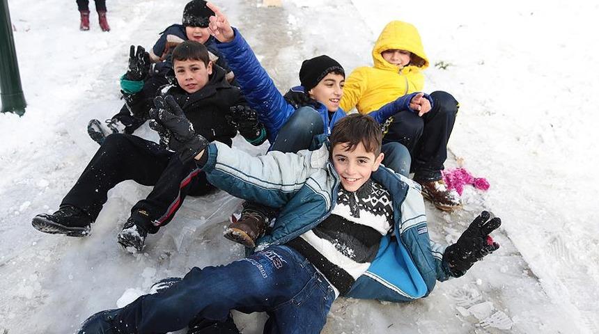 21 Şubat cuma hangi illerde okullar tatil edildi? Tek tek açıklandı... Eğitime kar engeli! 