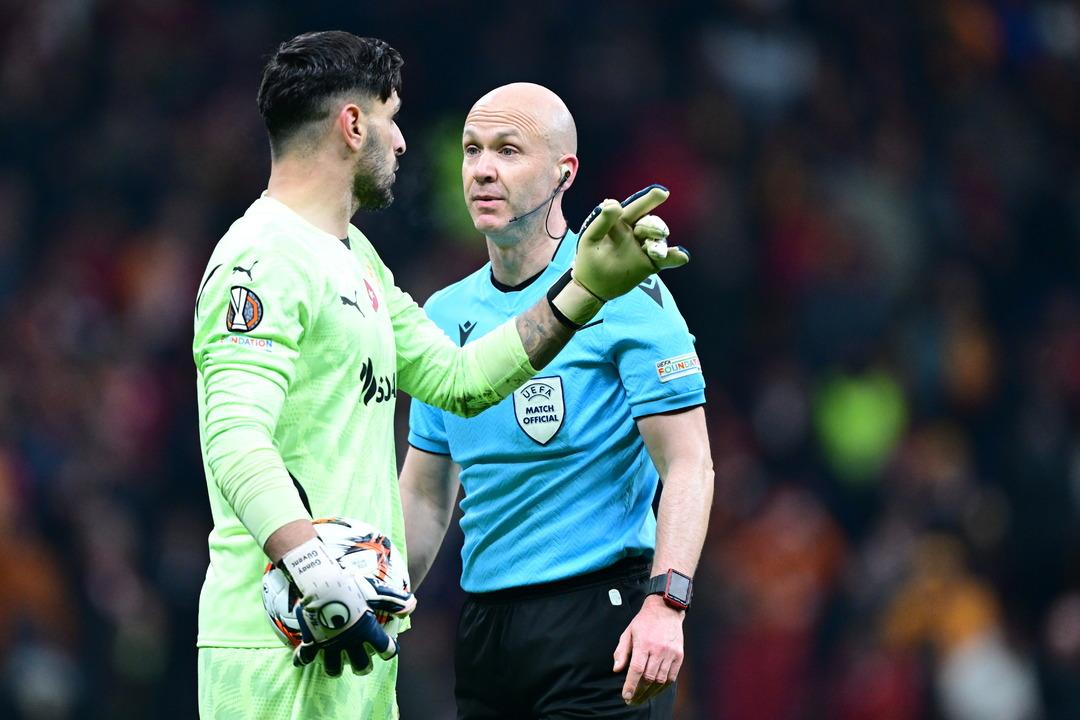 AA-20250220-37116111-37116104-GALATASARAY_AZ_ALKMAAR