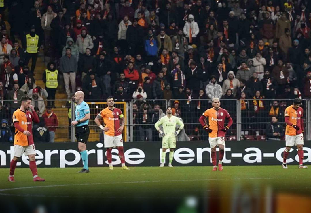 Galatasaray'ın elenmesinin ardından ortalık yıkıldı! "Okan Buruk'un gidişi artık &ccedil;ok yakın"