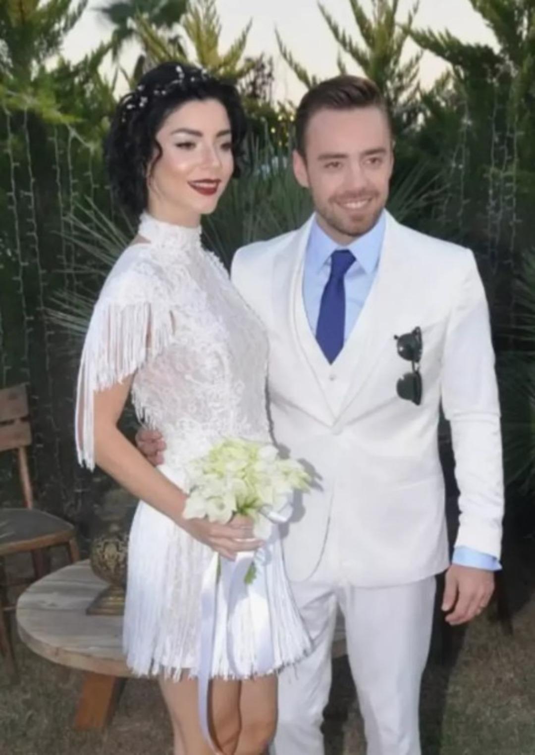 Eski karısı Merve Boluğur ile barıştığı söylenmişti! Murat Dalkılıç ın yeni sevgilisi bakın kim çıktı  1