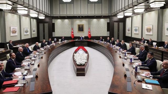 Son dakika... 'Kabine değişikliği' iddiaları gündem olmuştu! AK Parti'den açıklama geldi