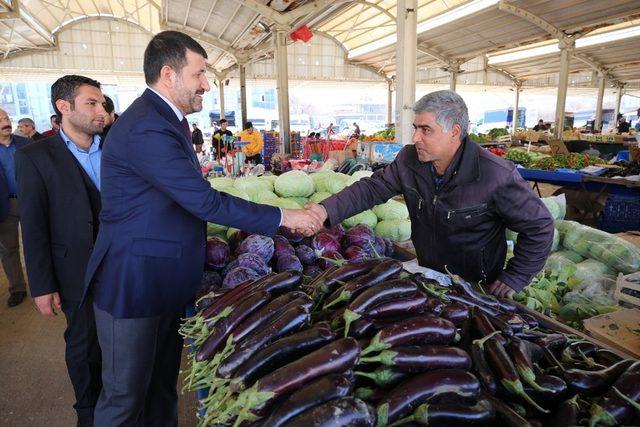 Başkan Ekinci esnaf ve vatandaşlarla bir araya geldi