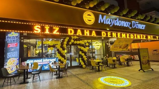 Galatasaray'dan 'Maydonoz Döner' açıklaması: Sponsorluk anlaşmamız yok, kulübümüzü iltisaklı gösterenler hakkında hukuki işlem başlatılacaktır