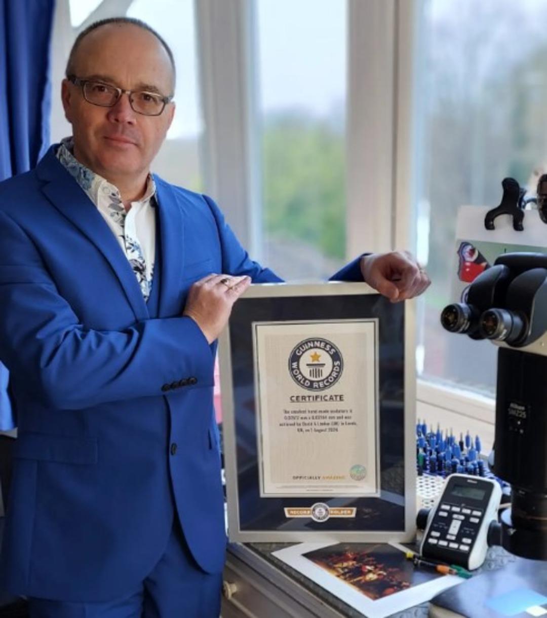 Dünyanın en küçük Lego bloğunu yarattı! Bir kan hücresi büyüklüğünde... "Aklınızı başınızdan alacak" 2