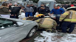 Kar bu kez eğlendirmedi... Sarıyer'de kayan cip önce arabalara, sonra yayaya çarptı! 1 kişi hayatını kaybetti