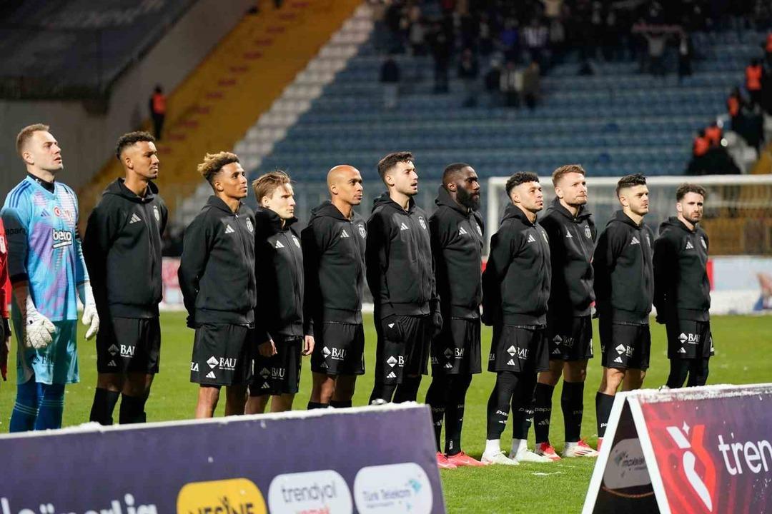 Beşiktaş ın yükselişi son sürat devam ediyor! Ligin en az gol yiyen takımı Eyüpspor u 3-1 le geçtiler... 3