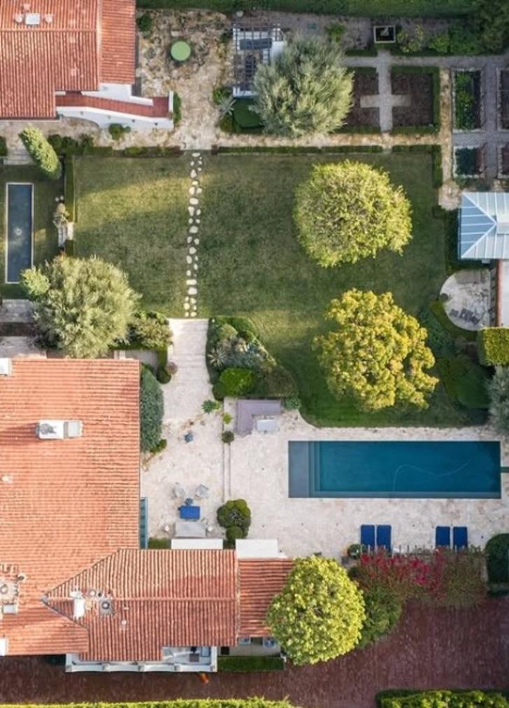 Selena Gomez 35 milyon dolara ultra lüks malikane aldı! 7 yatak odası, 12 banyo... İçinde yok yok! Görenler hayran kaldı G4