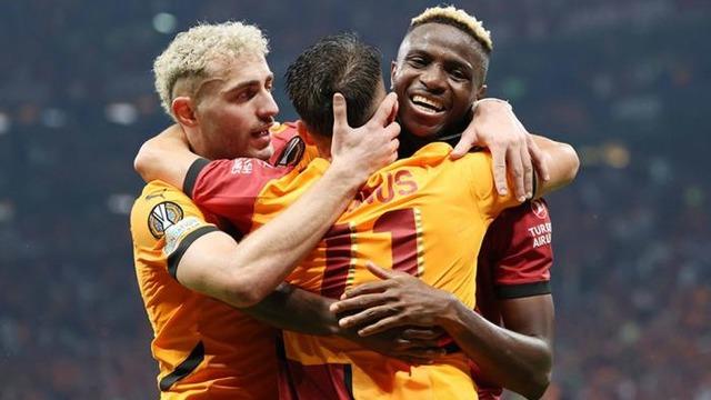 Galatasaray-Fenerbahçe derbisinde favori kim? Livakovic ve Muslera oynayacak mı! İşte detaylar...