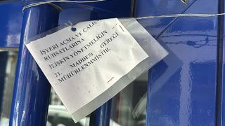 69 yıllık ilaç firması denetimlerde sınıfta kaldı! Belediye yangın güvenliği olmayınca kapısına kilit vurdu
