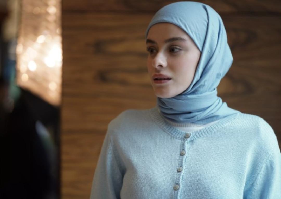  İlayda Alişan ve Alp Navruz tam not aldı! Piyasa dizisi konusu ne, oyuncuları kimler? Piyasa nerede çekildi, gerçek hikaye mi? 4