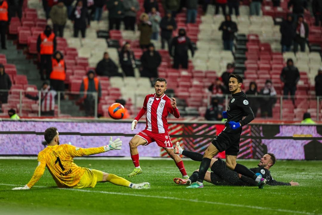 SAMSUNSPOR-–-RIZESPOR-2-–-3_579436_171536
