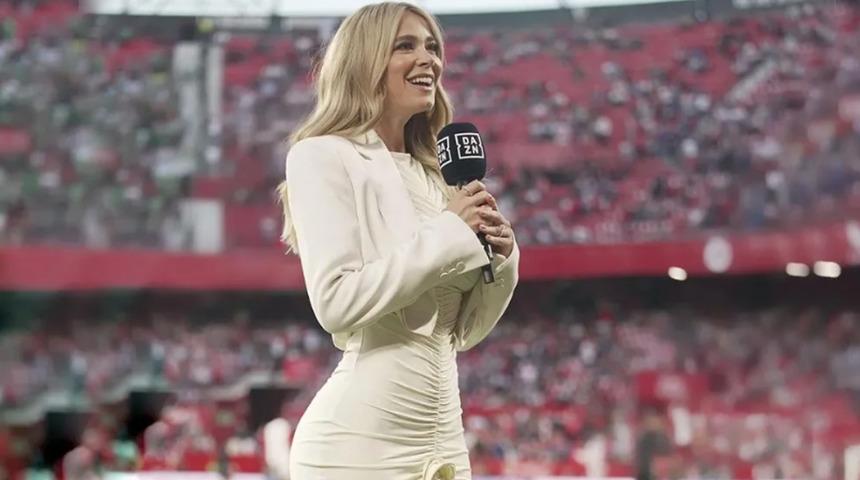 Taraftarın 'Göğüslerini aç' demesiyle akıllara kazınmıştı! Spiker Diletta Leotta tatil pozlarını paylaştı