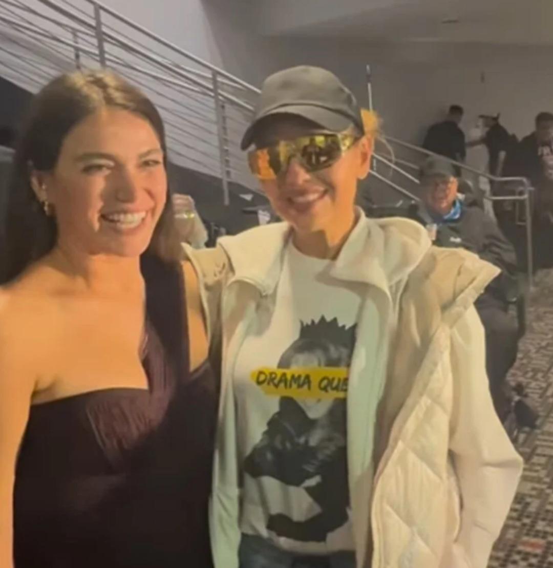 Ceyda Ateş Rosalinda dizinin yıldızı Thalia ile tanıştı! İşte Thalia nın son hali 2