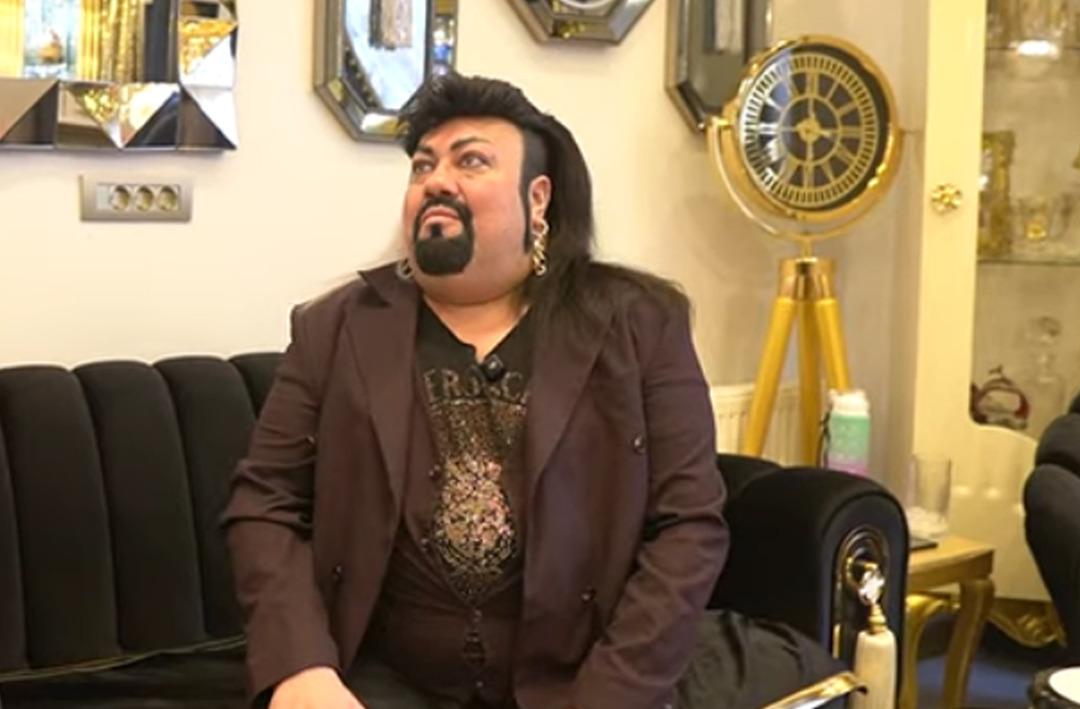 Kobra Murat Balat'ta 4 katlı bina yaptırdı! İ&ccedil;i ayrı dışı ayrı olay: Kırmızı oda, jakuzi ve ilgin&ccedil; detaylar...