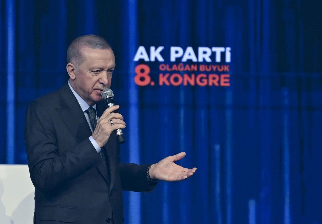 AA-20250223-37141088-37141087-AK_PARTI_8_OLAGAN_BUYUK_KONGRESI