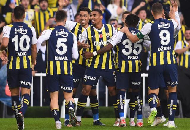 Fenerbahçe'de beklenmedik ayrılık... Galatasaray derbisi öncesi röportajı olay oldu! Ayrılıp ülkesine dönmek istiyor...