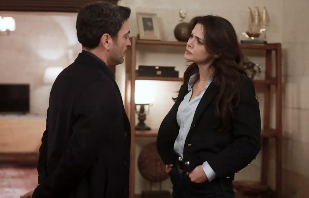 Uzak Şehir Alya’nın bu zamana kadar yaptığı en iyi kombinler… 7