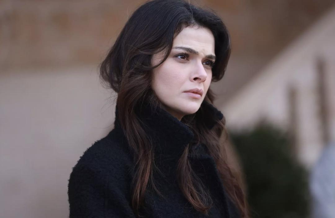 Uzak Şehir Alya’nın bu zamana kadar yaptığı en iyi kombinler… 8