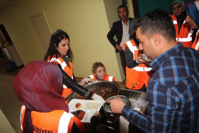 Kadınlardan Zeytin Dalı Harekatına tam destek