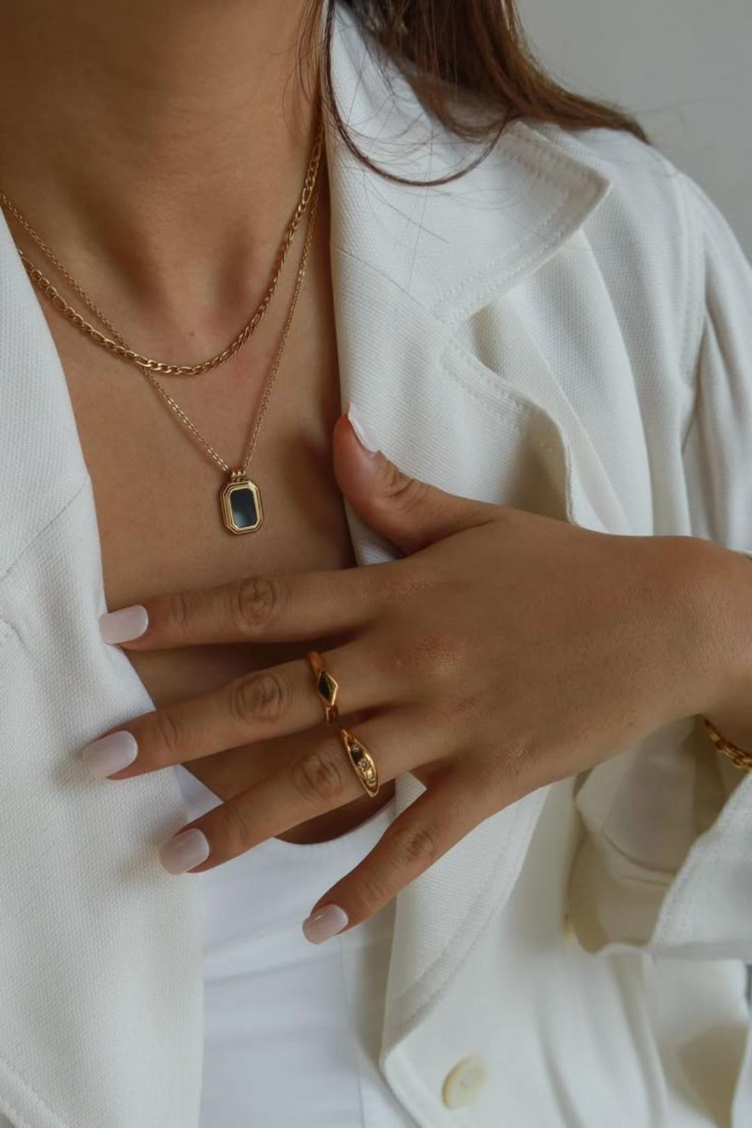 Bütçeyi zorlamadan şık görünmek mümkün! Cevabı bu içerikte… 9