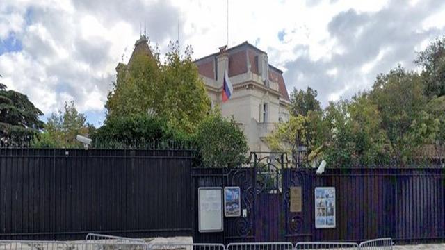 Son dakika... Fransa'da panik anları! Rus Başkonsolosluğu'na molotof kokteyli saldırı