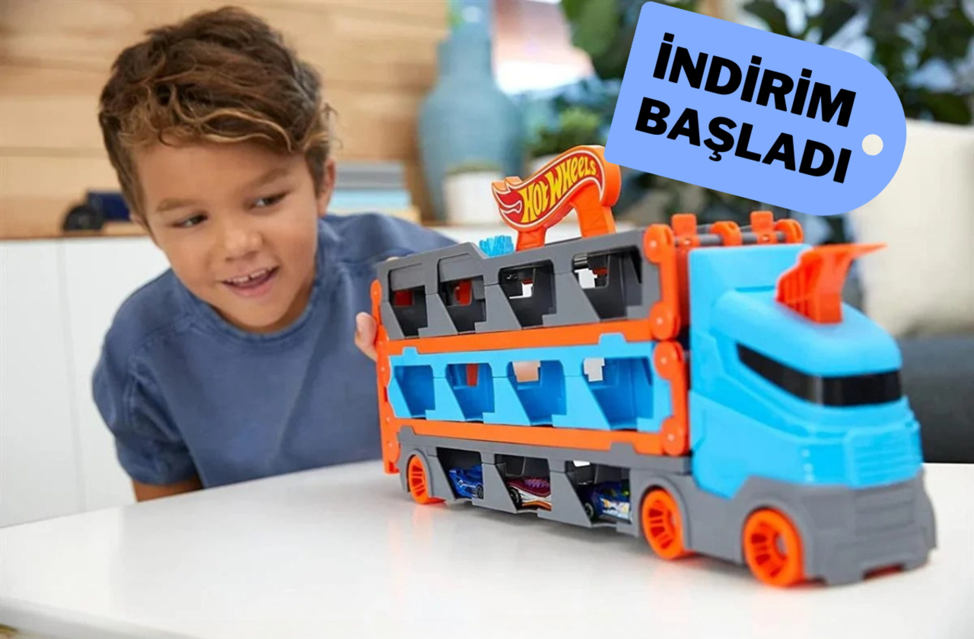 Minik yarışçılar için büyük heyecan! Hot Wheels Sürat Pistli Tır günün fırsat ürünü oldu