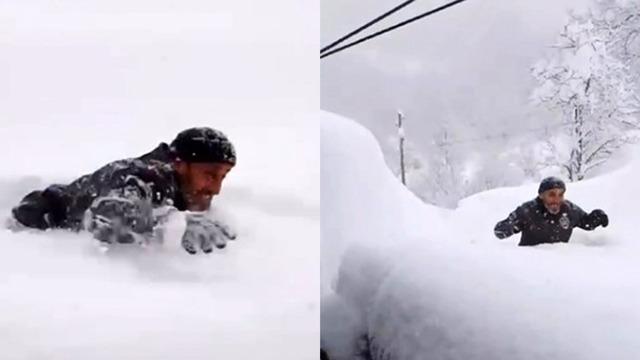 Bu kar videosunu daha önce hiç görmediniz… Kastamonu’da 2 metre karda yüzen adam sosyal medyada gündem oldu                