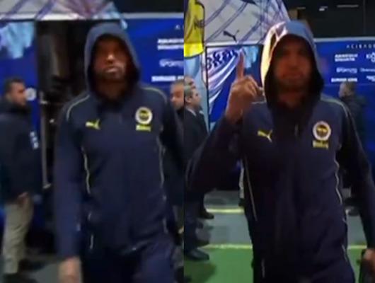 En-Nesyri'nin Galatasaray stadına girerken yaptığı hareket olay oldu! Sosyal medya yıkılıyor...