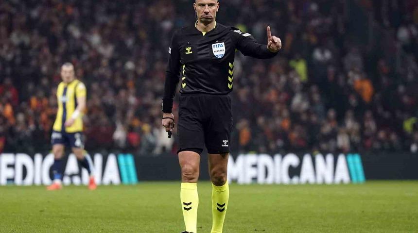 Süper Lig'de 'yabancı hakem' talepleri günden güne artıyor! Bir kulüp daha ayaklandı 
