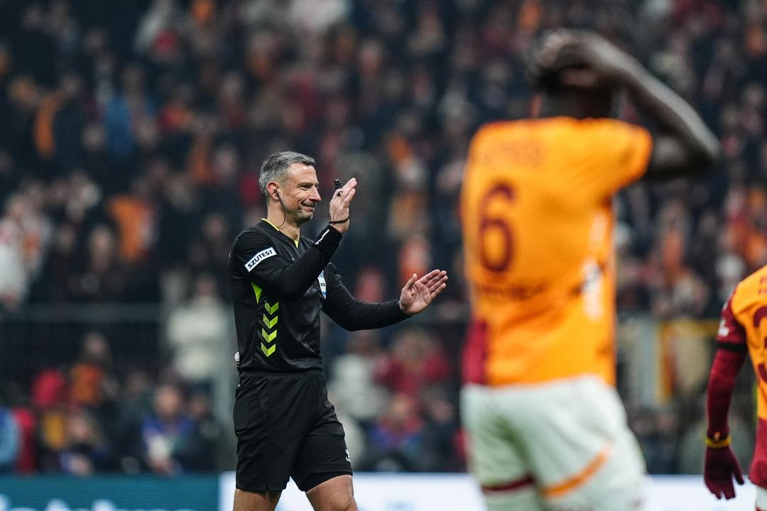 AA-20250224-37157204-37157200-GALATASARAY_FENERBAHCE