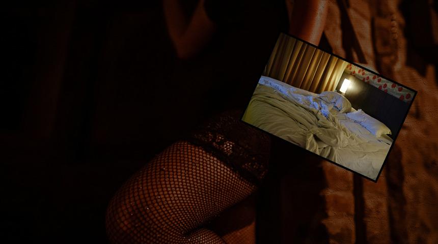 AFAD'ın depremzedeler için gönderdiği yatakları masaj salonunda fuhuş için kullandılar! Kadınlar AIDS şüphesiyle karantinaya alındı