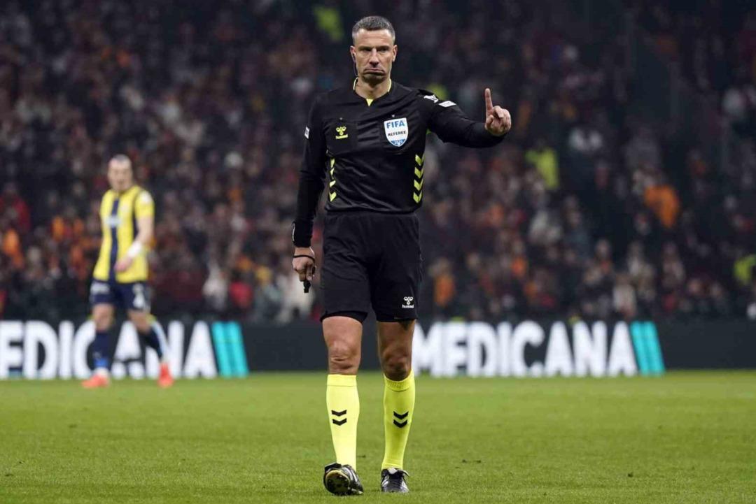 Osimhen den Okan Buruk u çok kızdıracak sözler! Mourinho ya ve maçın hakemine sahip çıktı... 2