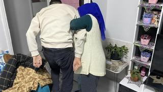 Bu hastalık hayatını altüst etti! Günden güne eriyor, annesinin tek dileği onu yeniden sağlıklı görmek