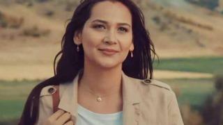 Gönül Dağı'nın Dilek'i Gülsim Ali gala tarzıyla olay oldu! Belden aşağısı hiç beğenilmedi 