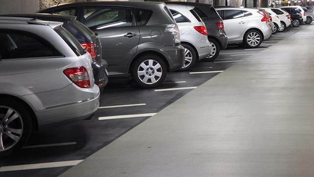 Kiracı olan herkesi ilgilendiriyor! Tartışmalar sürüyor: Otopark hakkına site yönetimi karışır mı? İşte yanıt...