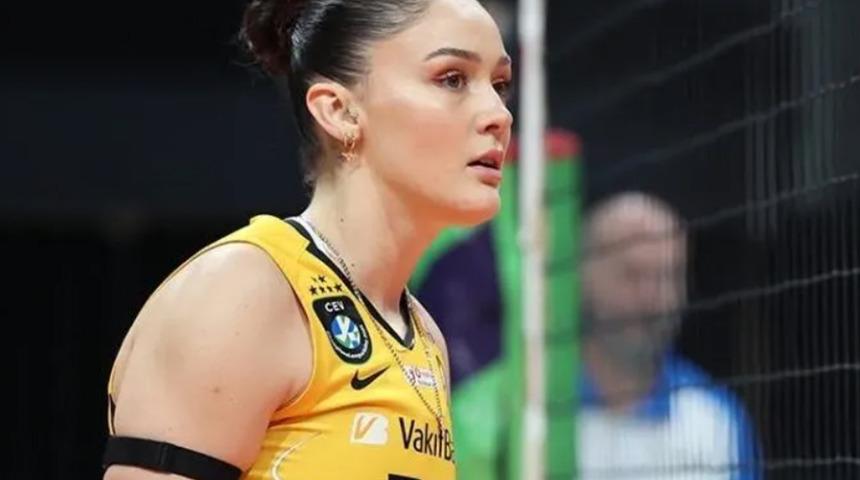 İsmi Fenerbahçe ile de anılıyordu! Zehra Güneş imzayı attı, Vakıfbank'ta kaldı