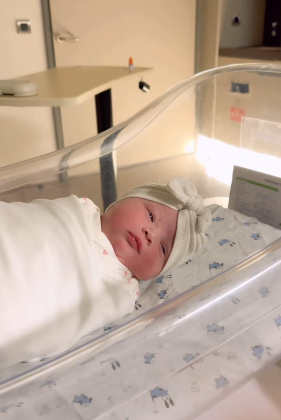 Zeynep Sever Demirel doğum sürecini anlattı! Bakın kaç kilo almış 2