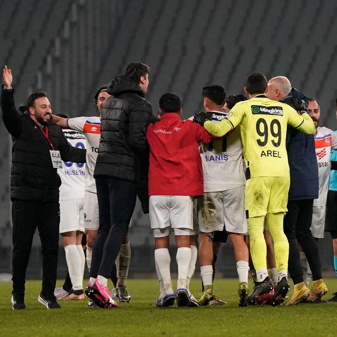 Trabzonspor ve İskenderun çeyrek finalist oldu! İskenderunspor’dan Tarihi Başarı... Sosyal medyada gündem oldu