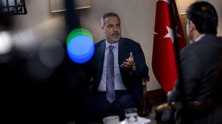 Dışişleri Bakanı Fidan, Al Jazeera'ya konuştu! Trump'ın Gazze planına tepki: "Akıl tutulması"