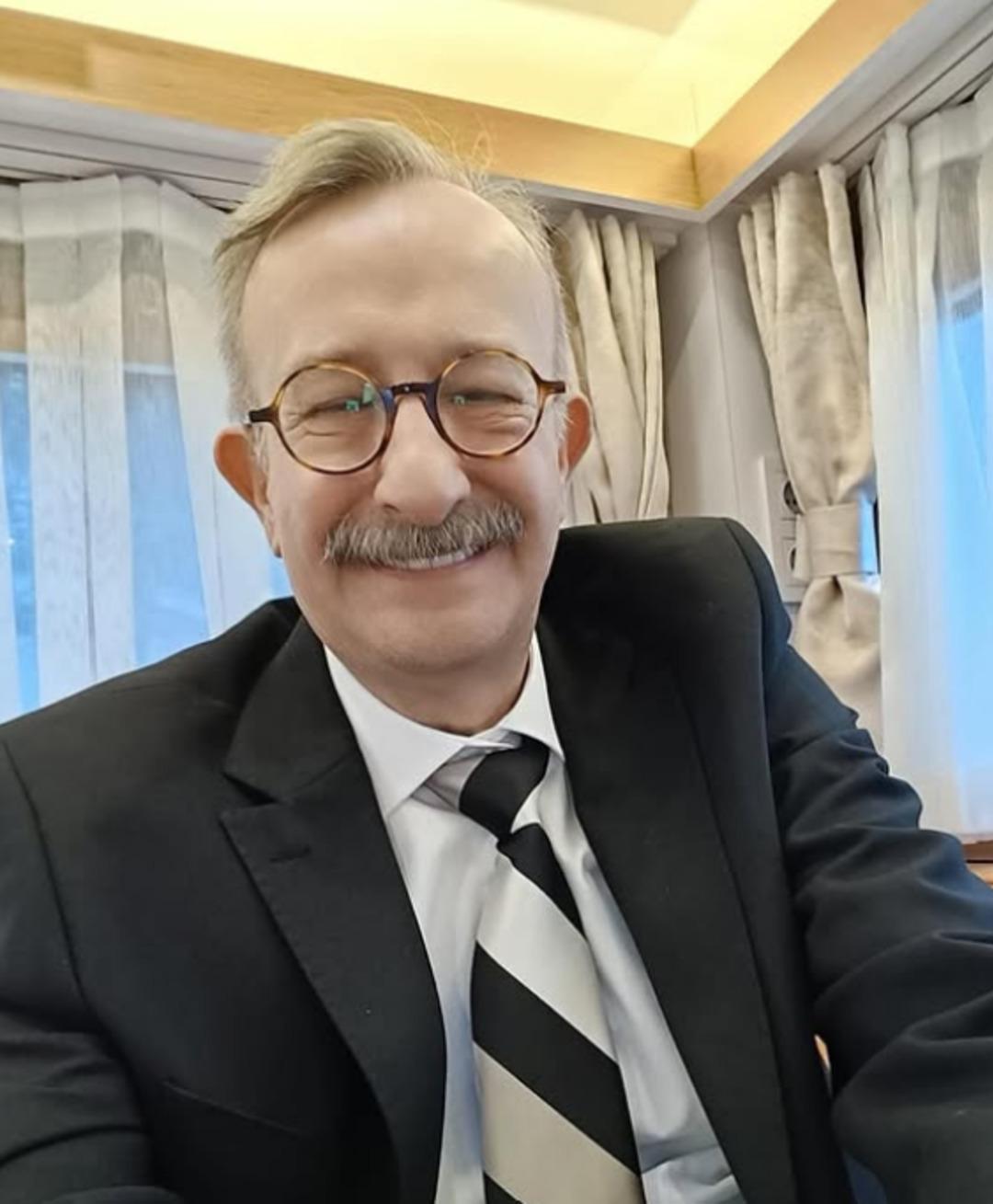 Yargı nın Başsavcı Ertuğrul u Naşit &Ouml;zcan beyin kanaması ge&ccedil;irdi! Ent&uuml;be edildi 2