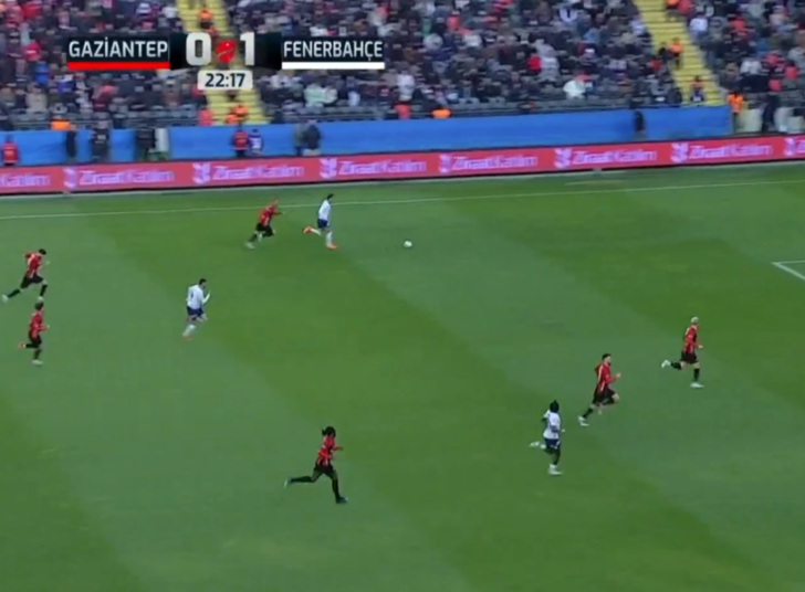 En Nesyri kupada da bildiğiniz gibi! Kariyer golünü attı, spiker bile şaştı: En Nesyri hava yolları!  G1