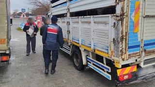 Canlı hayvan taşıyan araçlar denetlendi