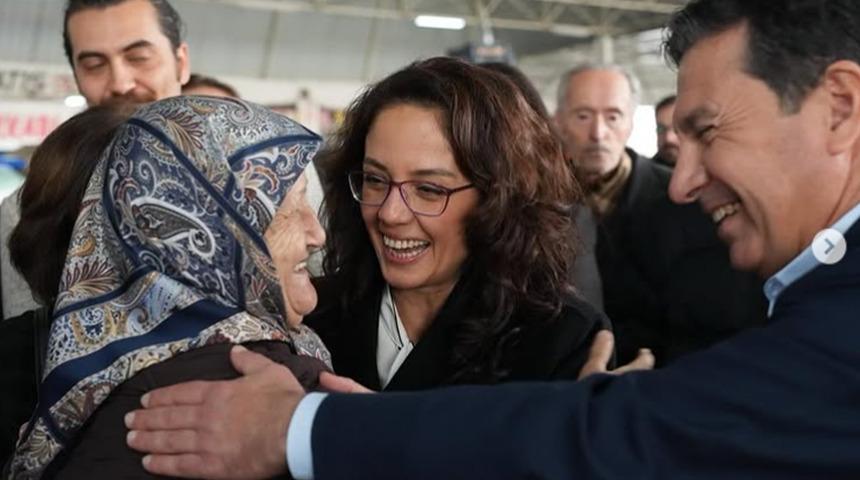 CHP'den sürpriz aşk haberi! İki belediye başkanı evlenme kararı aldı