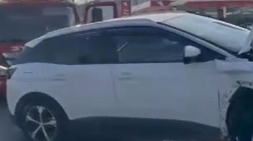 Elazığ'da trafik kazası! 3 kişi yaralandı