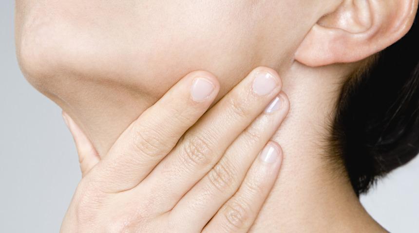 Genizden gelen akıntı orucu bozar mı? Oruçluyken geniz akıntısı orucu zayıflatır mı?