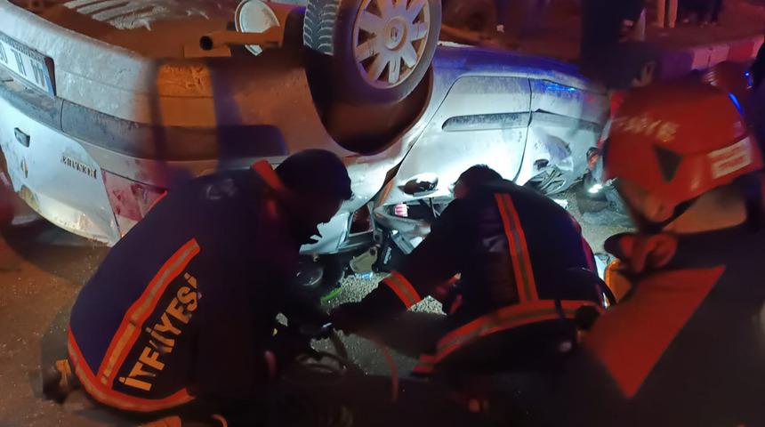 Malatya'da  feci kaza! Refüje çarparak ters döndü: 1 ölü, 1 yaralı