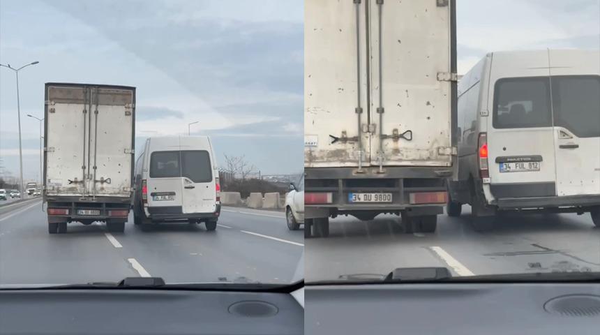 Sultangazi'de sürücülerin yol verme tartışması... Risk dolu anları diğer sürücüler kayda aldı