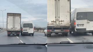 Sultangazi'de sürücülerin yol verme tartışması... Risk dolu anları diğer sürücüler kayda aldı