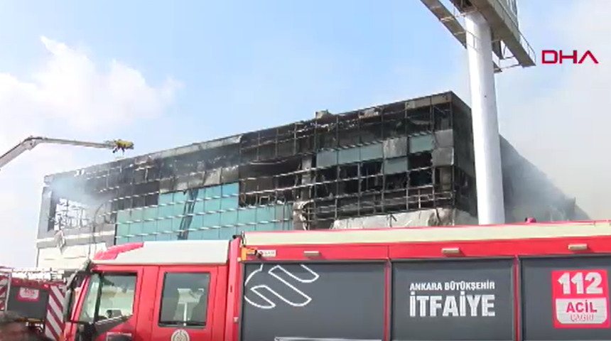 Ankara'da fabrika yangını! Kullanılamaz hale geldi